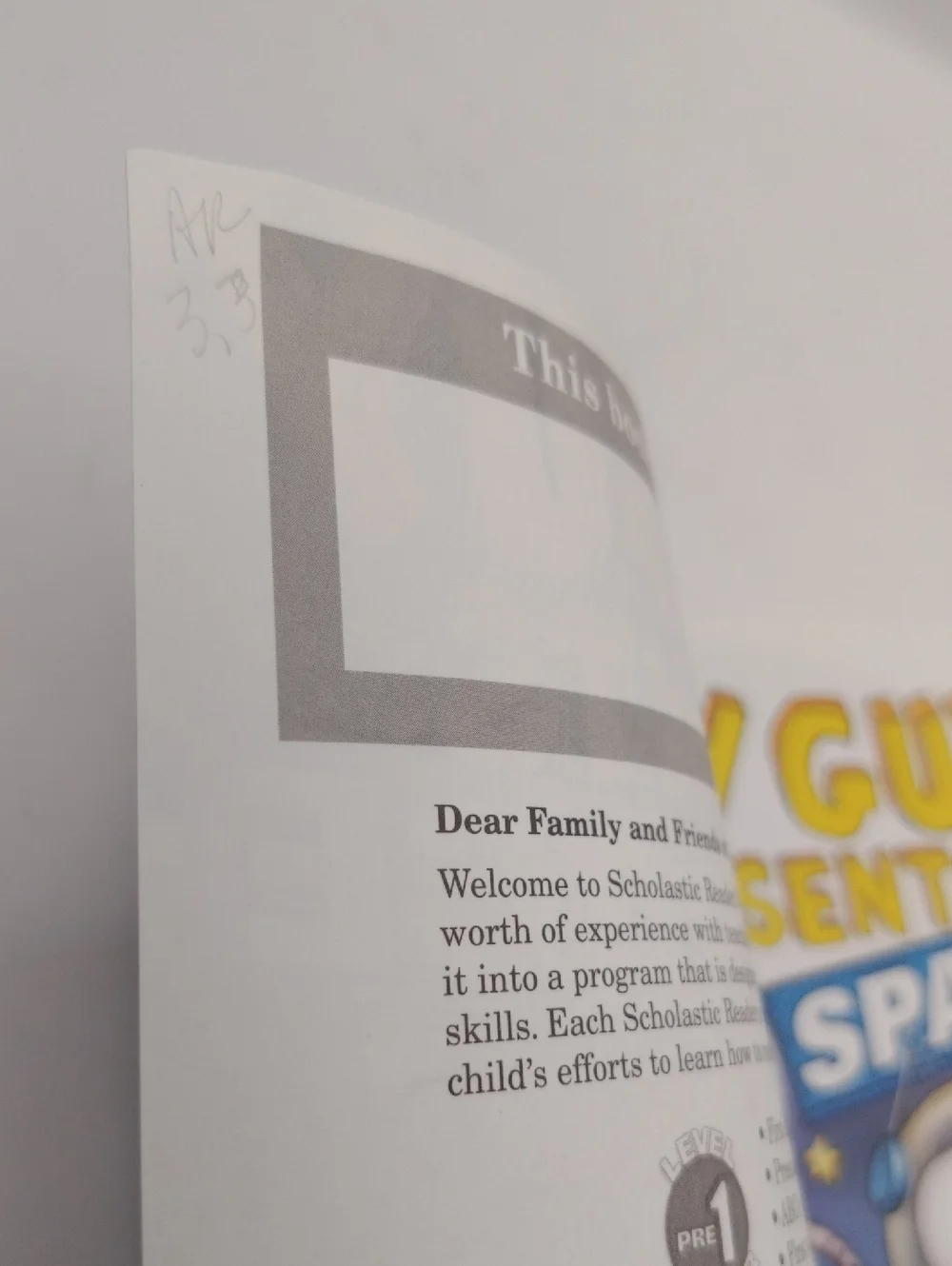 Fly Guy Presents: Space Scholastic Reader, Level 2 - Picture 10 of 14